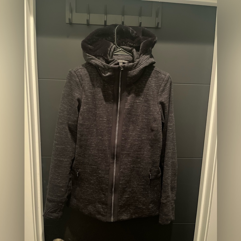 medium weight jacket with velvet lining everywhere but sleeves. Super soft!